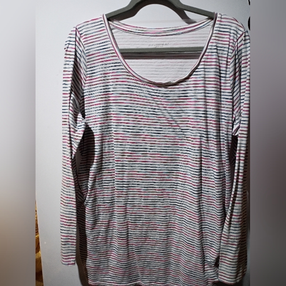 Liz Lange Multicolor Striped Long Sleeve Maturity Tee